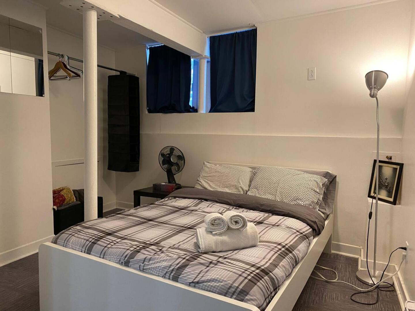 Heart Of Mtr For Memerable Experiance 2 Backyard 7Minmetro Fully Renovated & Equipped Montréal Exteriör bild