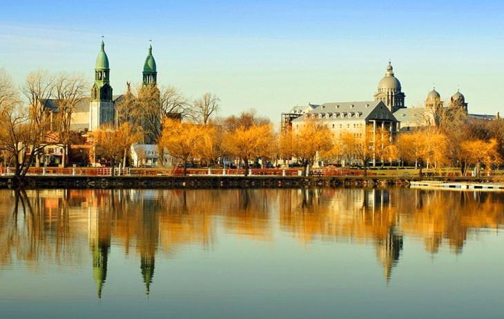 Heart Of Mtr For Memerable Experiance 2 Backyard 7Minmetro Fully Renovated & Equipped Montréal Exteriör bild